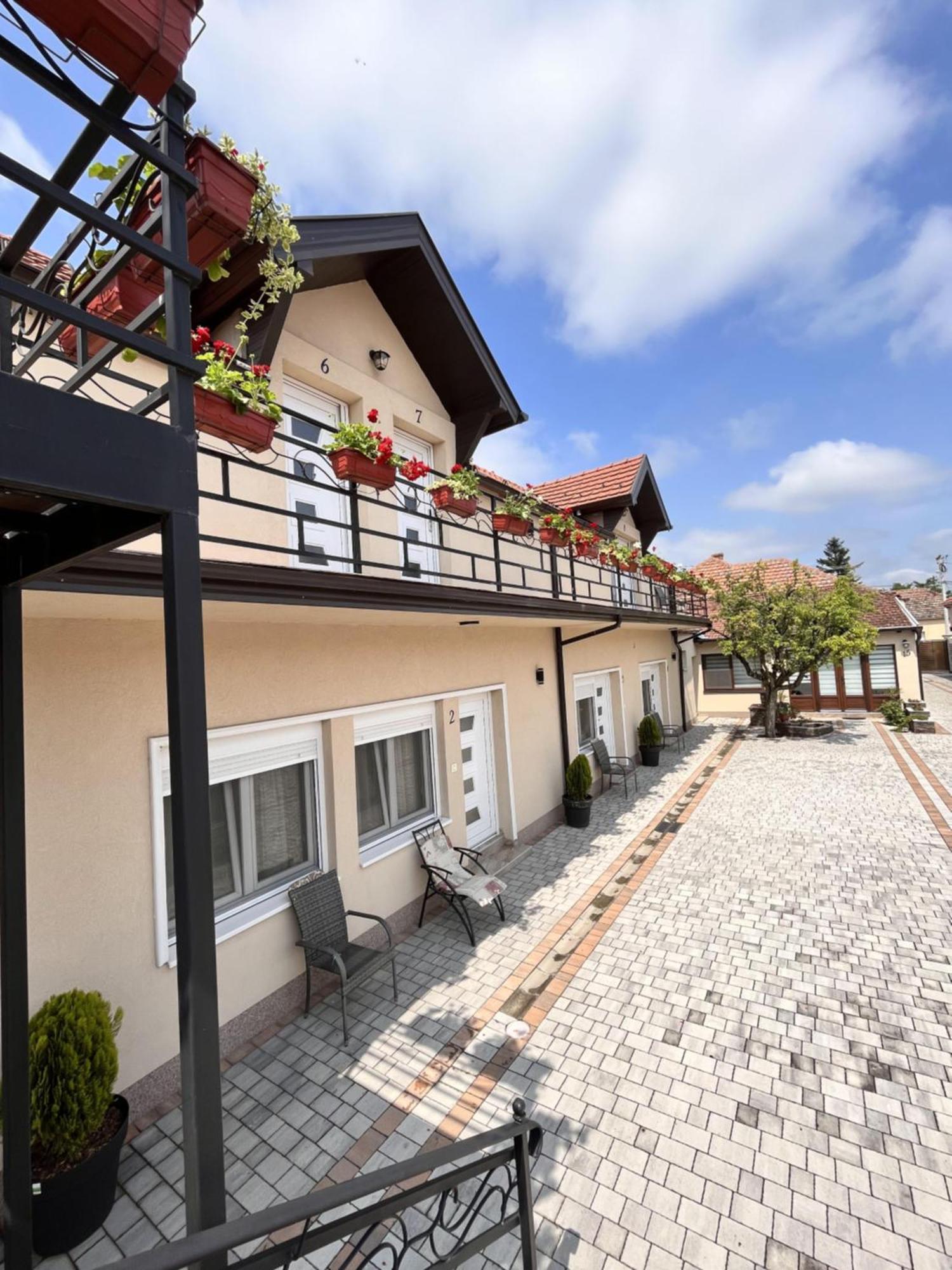 Kovac Residence Ζρένιανιν Εξωτερικό φωτογραφία