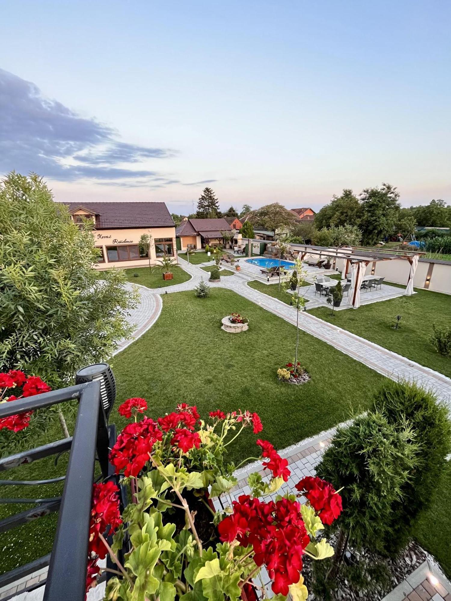 Kovac Residence Ζρένιανιν Εξωτερικό φωτογραφία